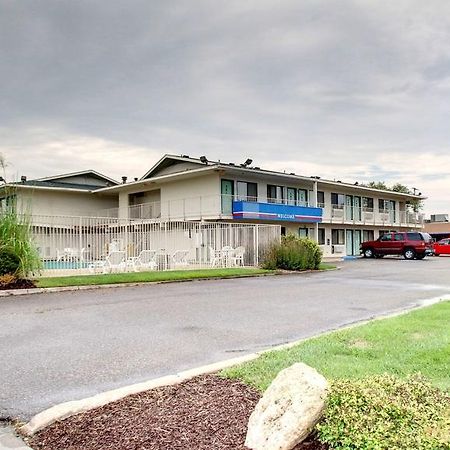 Motel 6 Manhattan Kansas Zewnętrze zdjęcie