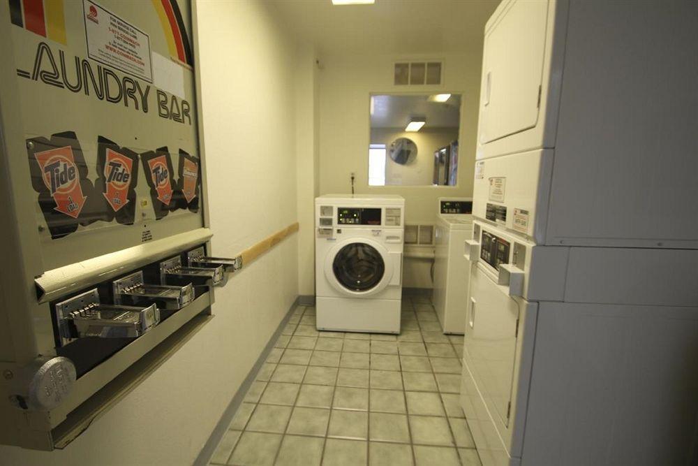 Motel 6 Manhattan Kansas Zewnętrze zdjęcie
