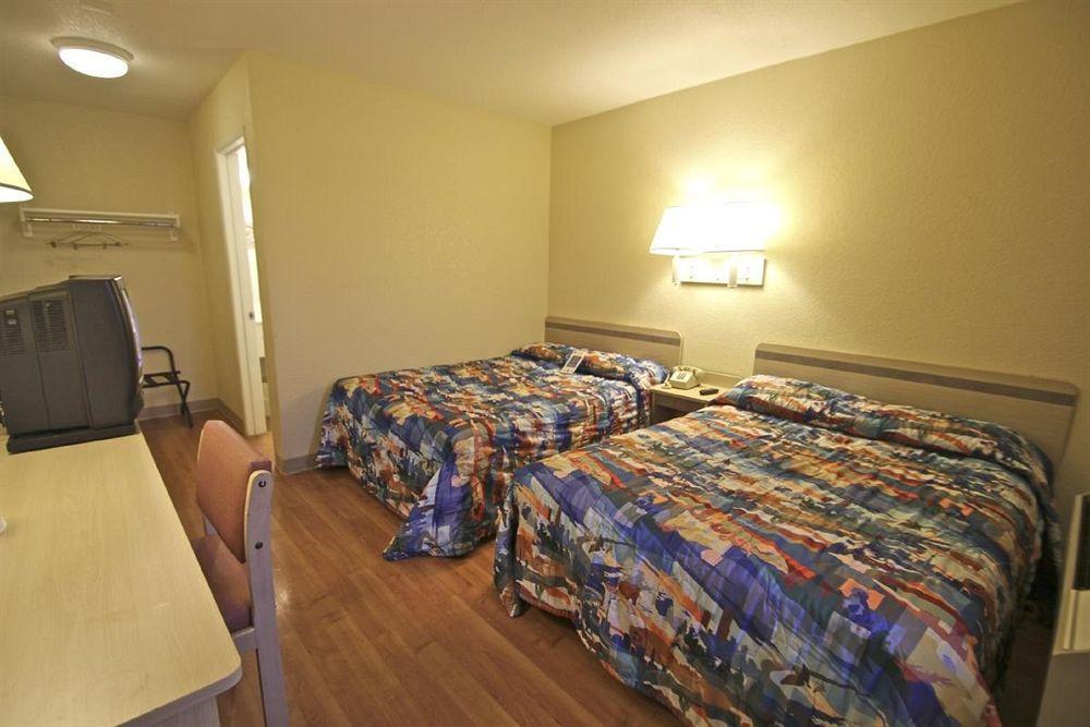 Motel 6 Manhattan Kansas Zewnętrze zdjęcie