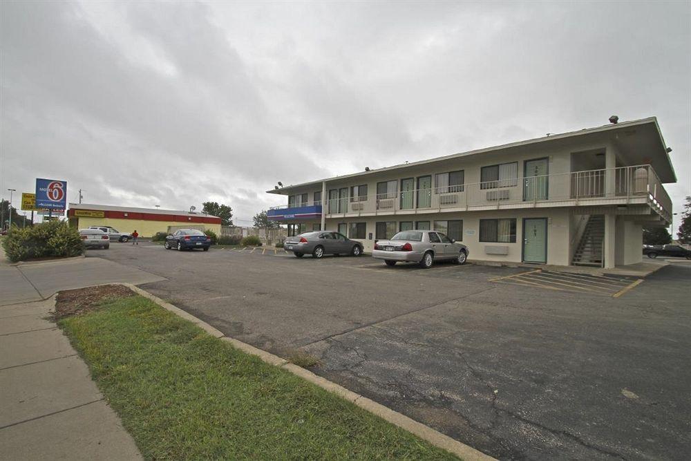 Motel 6 Manhattan Kansas Zewnętrze zdjęcie
